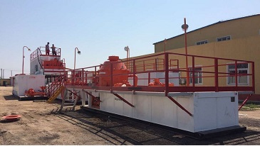 鉆井廢棄油泥處理系統現場