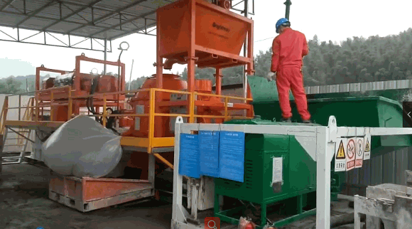 四川泥漿不落地系統現場開始運行