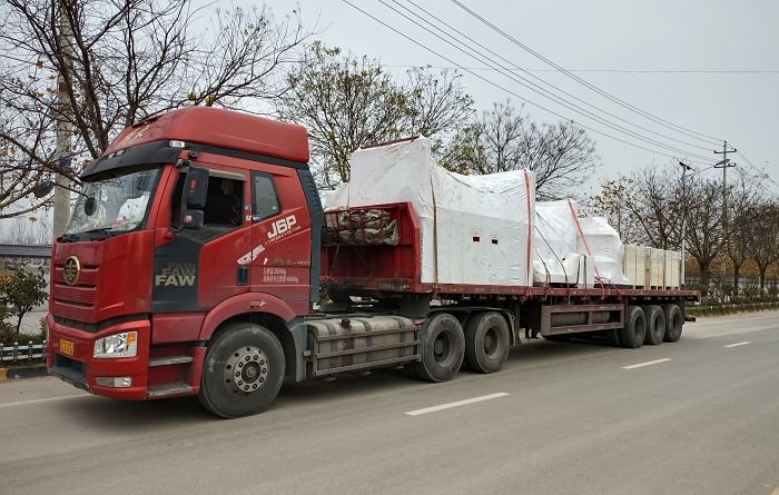 鉆井固控設備發往俄羅斯